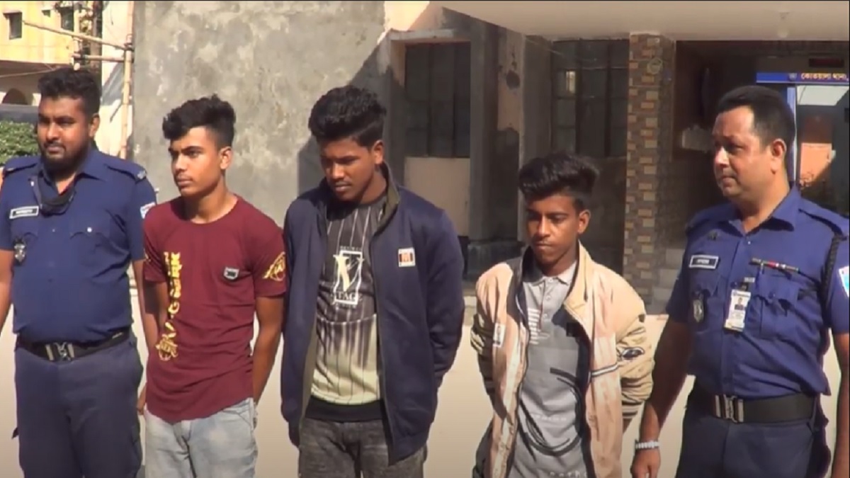 ফরিদপুরে স্কুলছাত্রীকে গণধর্ষণ, আটক ৩