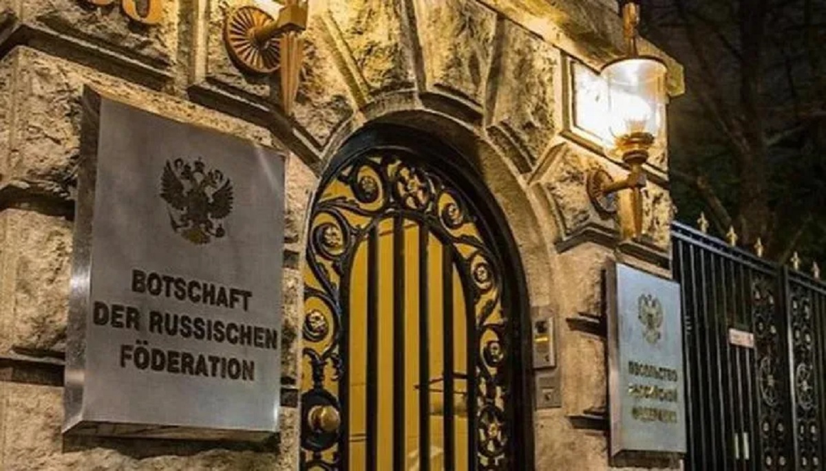 জার্মানিতে রাশিয়ান কূটনীতিকের মৃত্যু নিয়ে তোলপাড়