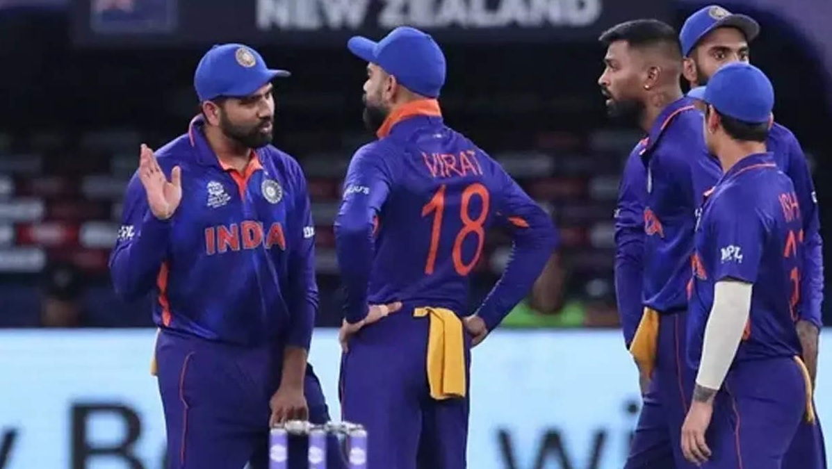 ভারতীয় দলে বিভক্তি দেখছেন শোয়েব