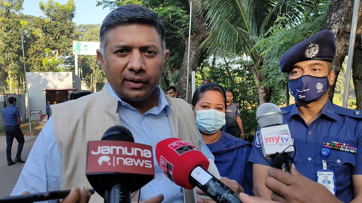 চলতি মাসেই চালু হচ্ছে ভারতের টুরিস্ট ভিসা: দোরাইস্বামী