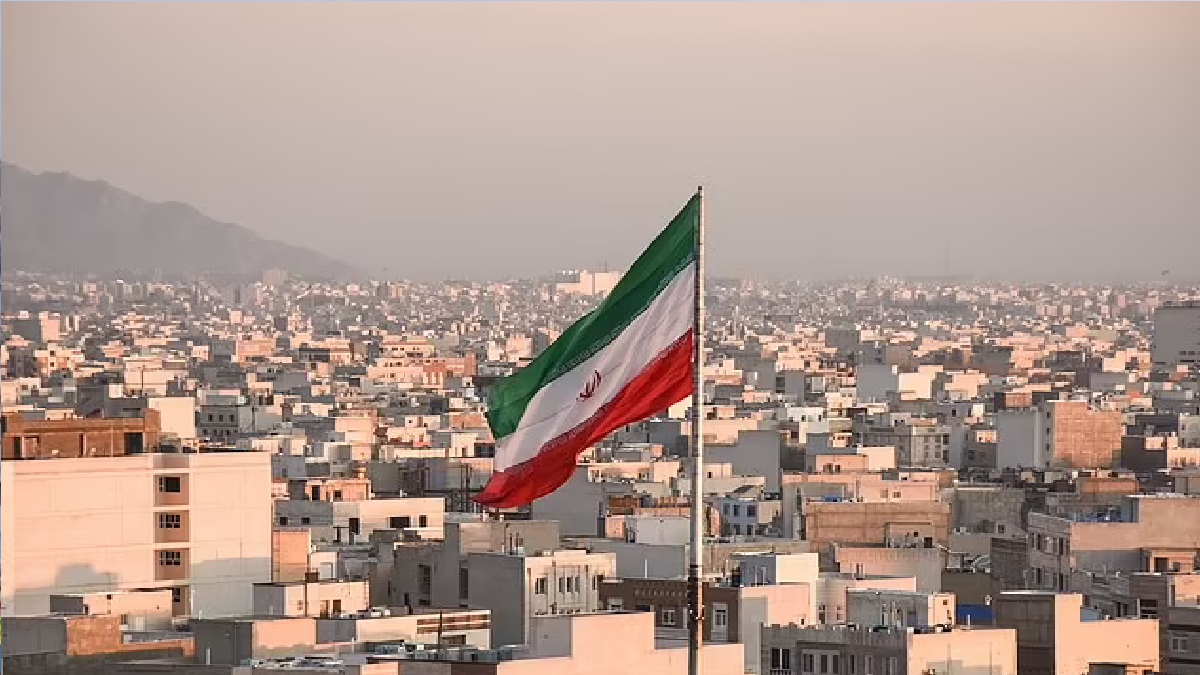 পরকীয়ার অপরাধে ইরানে প্রেমিক-প্রেমিকার মৃত্যুদণ্ড