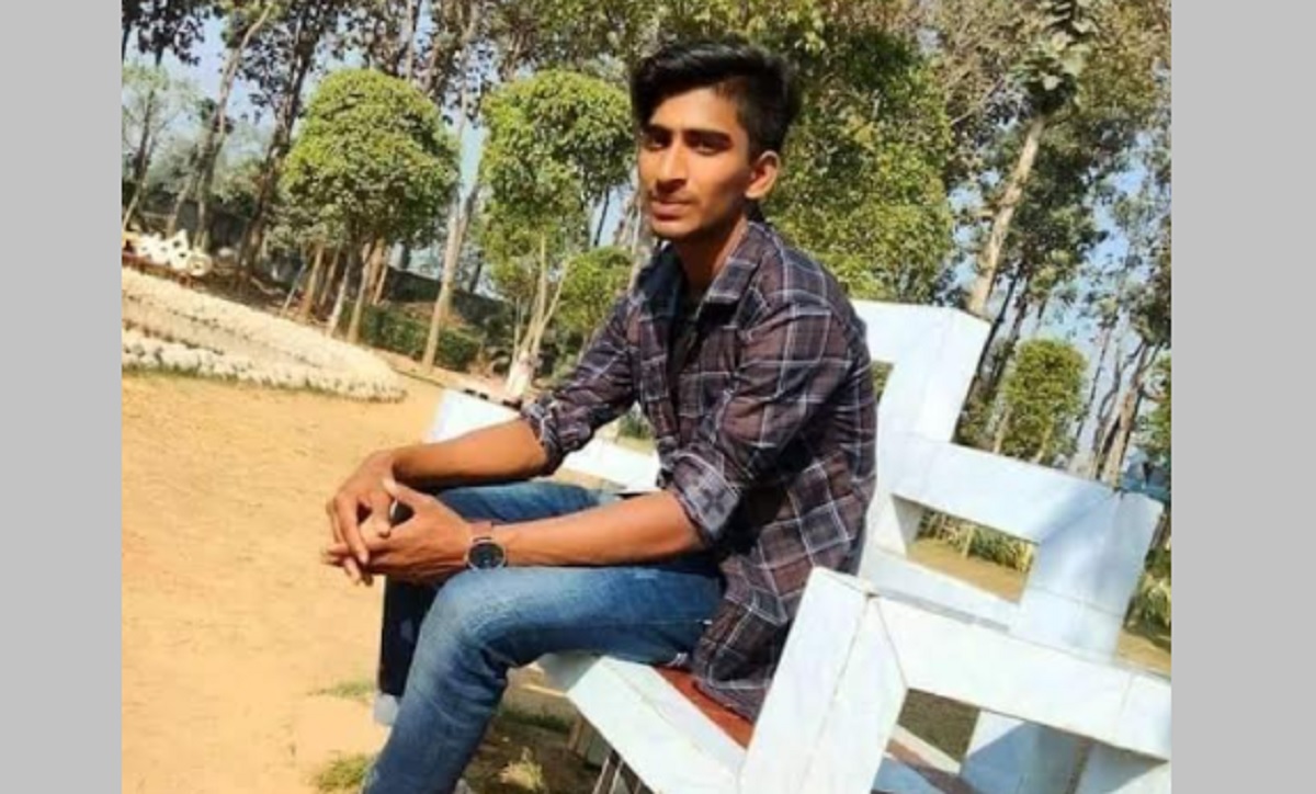 নিজের আকিকার মাংস মামা বাড়ি দিতে গিয়ে সড়ক দুর্ঘটনায় যুবকের মৃত্যু