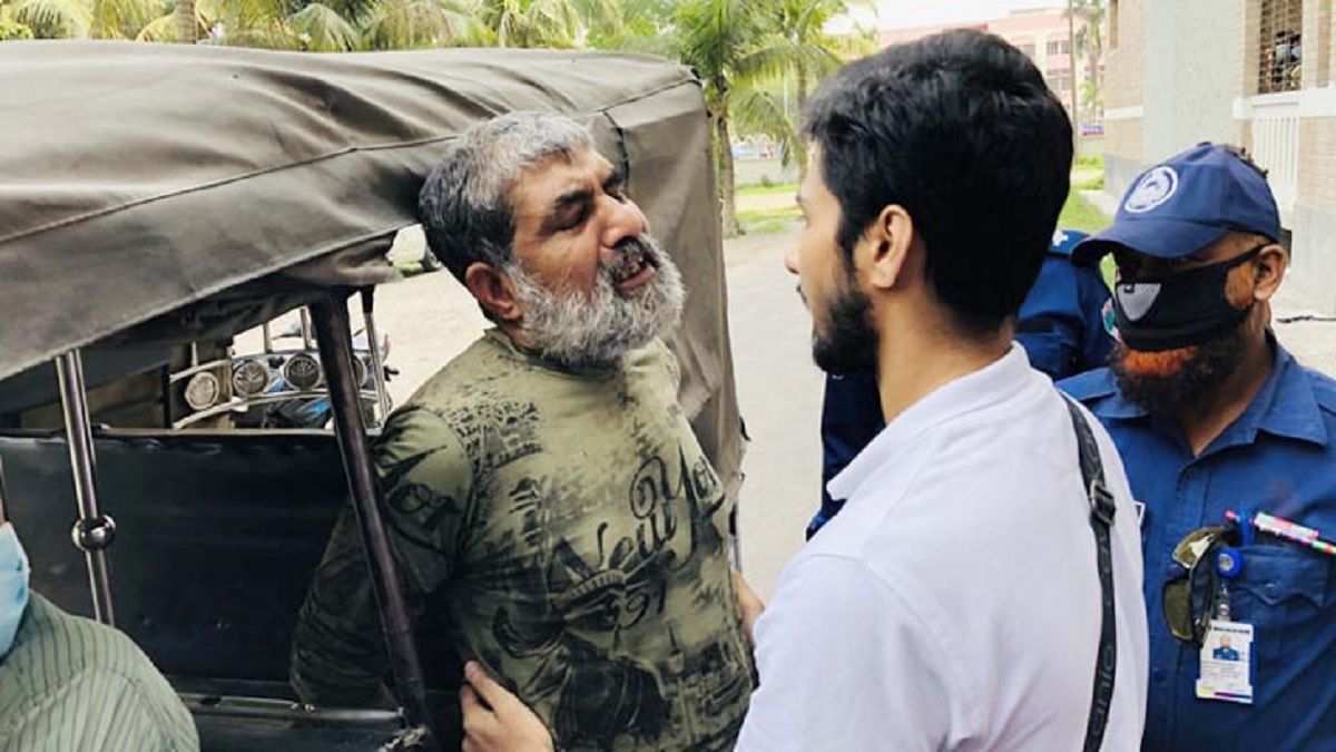 তিন মামলায় ফটোসাংবাদিক কাজলের বিচার শুরু