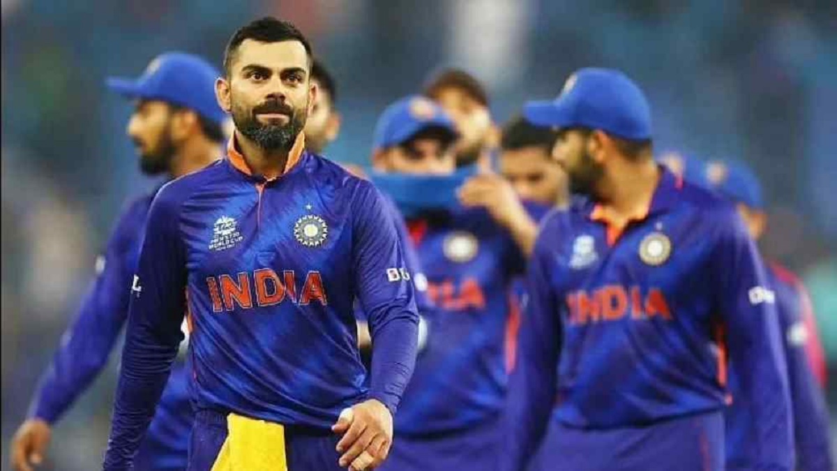 কোহলিদের ওপর ক্ষুব্ধ ভারতের প্রাক্তন ক্রিকেটাররা