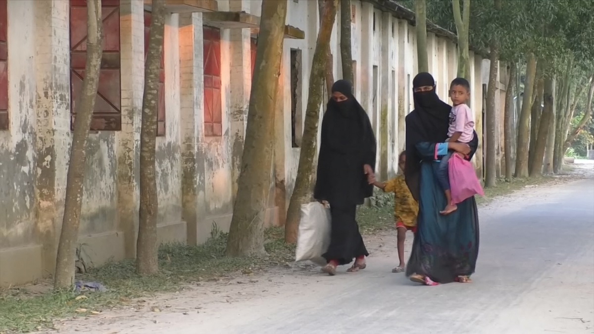 গ্রেফতার আতঙ্কে কুড়িগ্রামের ৯ গ্রাম পুরুষশূন্য, মসজিদে হয় না আজান