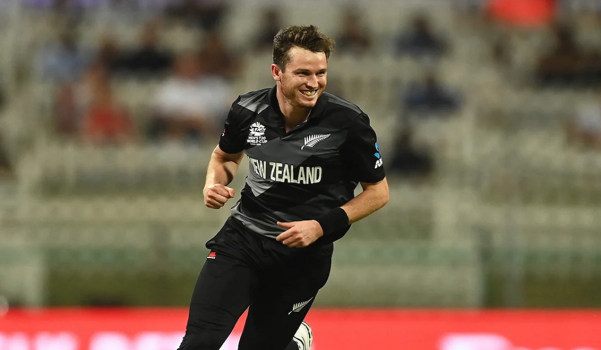 কিউই ক্যাপ্টেনের দুর্দান্ত ক্যাচে সাজঘরে বেয়ারস্টো