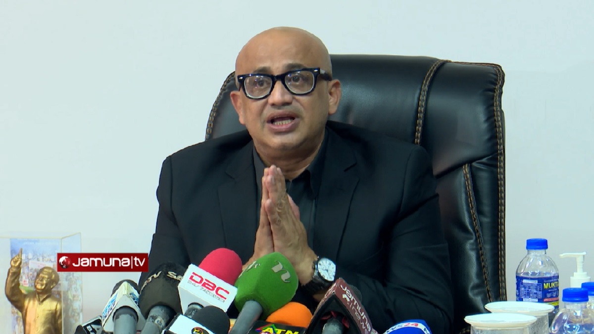 প্রধানমন্ত্রীর কাছে মাফ চাইলেন মুরাদ