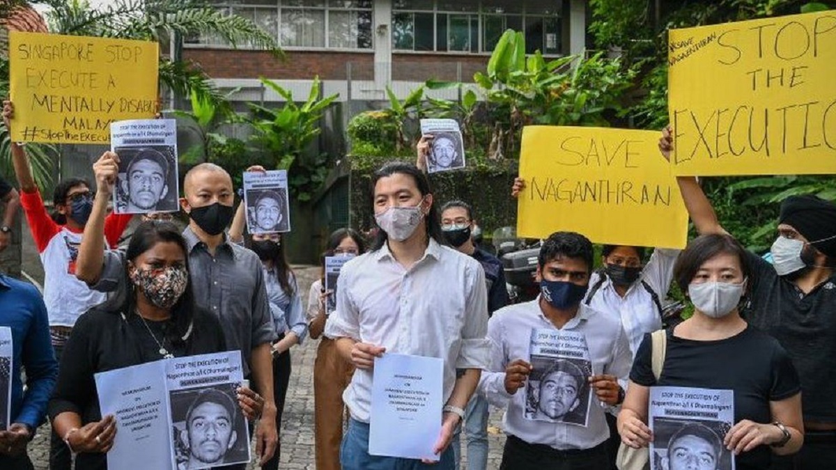 মৃত্যুদণ্ড আটকাতে প্রতিবাদ; মিরাকলের আশায় পরিবার