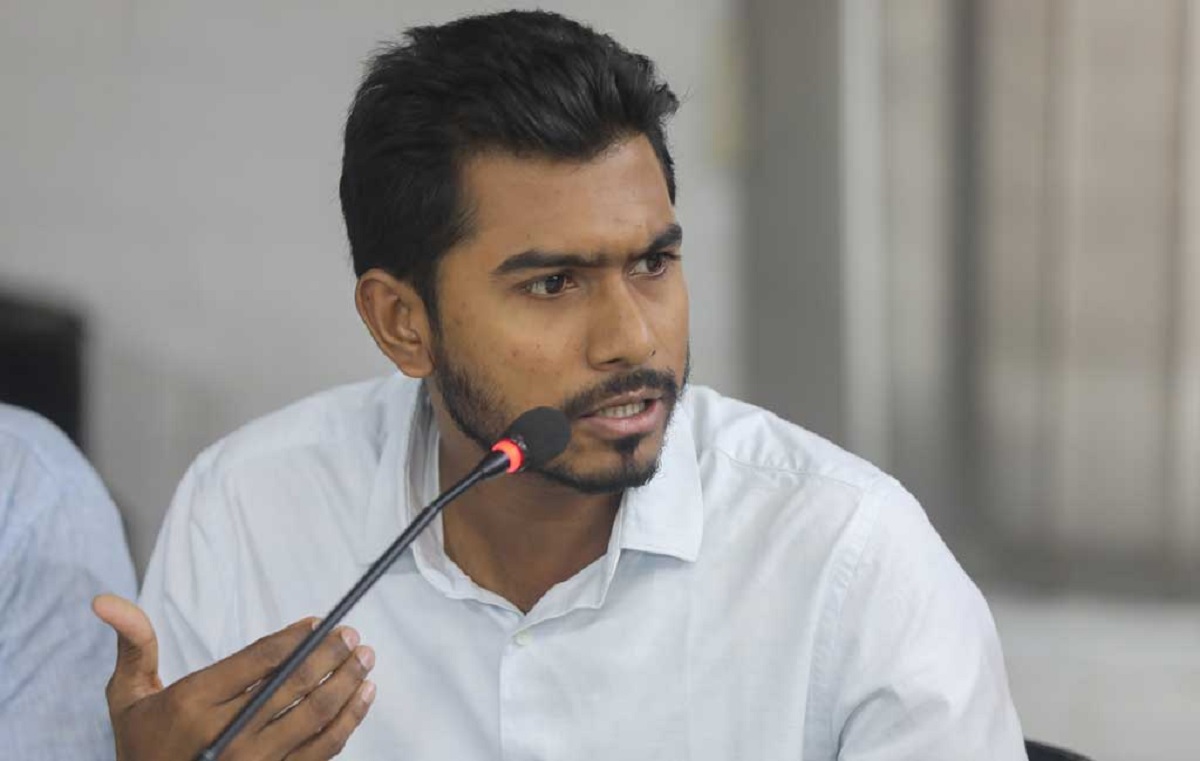 সরকার সব খেয়ে ফেলেছে, আছে শুধু খোসা: নুর