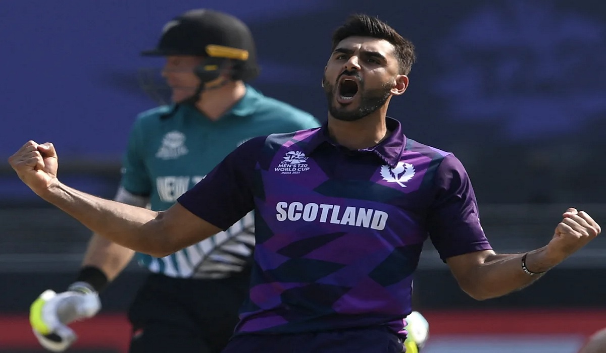 লড়াইটা শেরিফ ও গাপটিলের