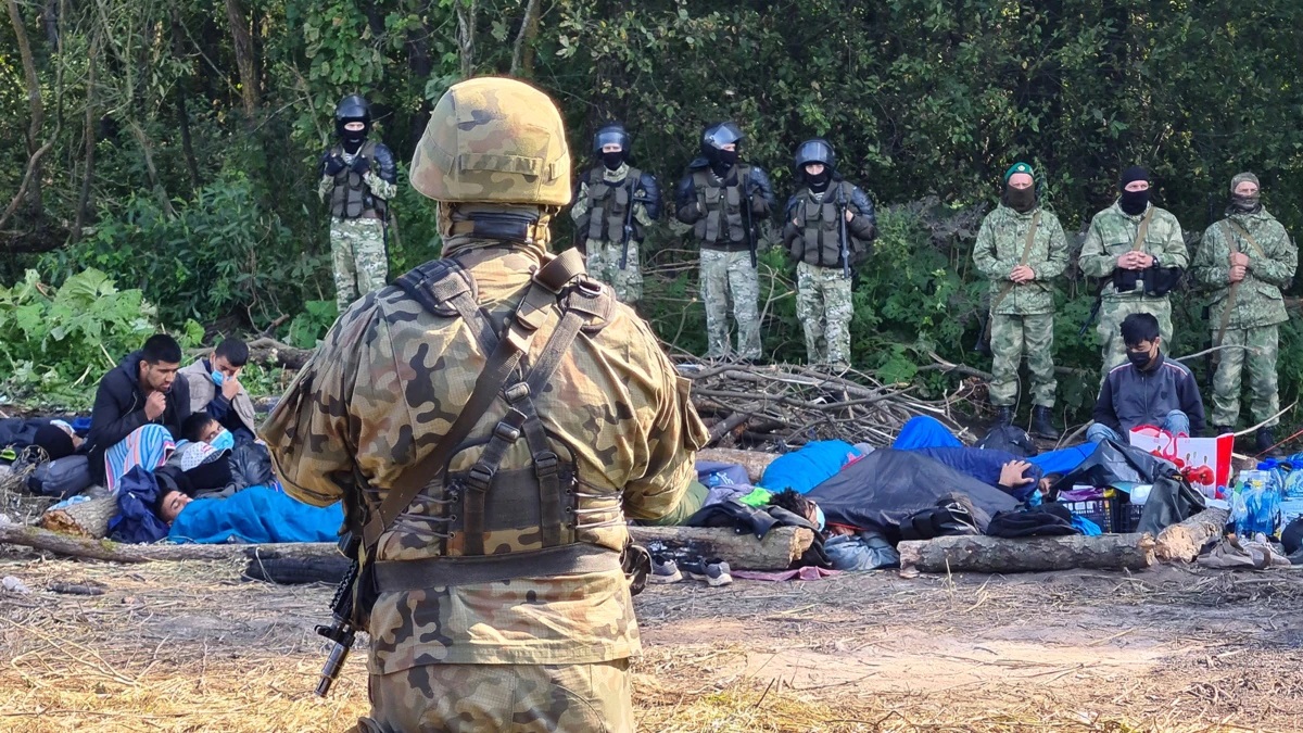 পোল্যান্ড এবং বেলারুশ সীমান্তে ভয়াবহ অভিবাসন সংকট
