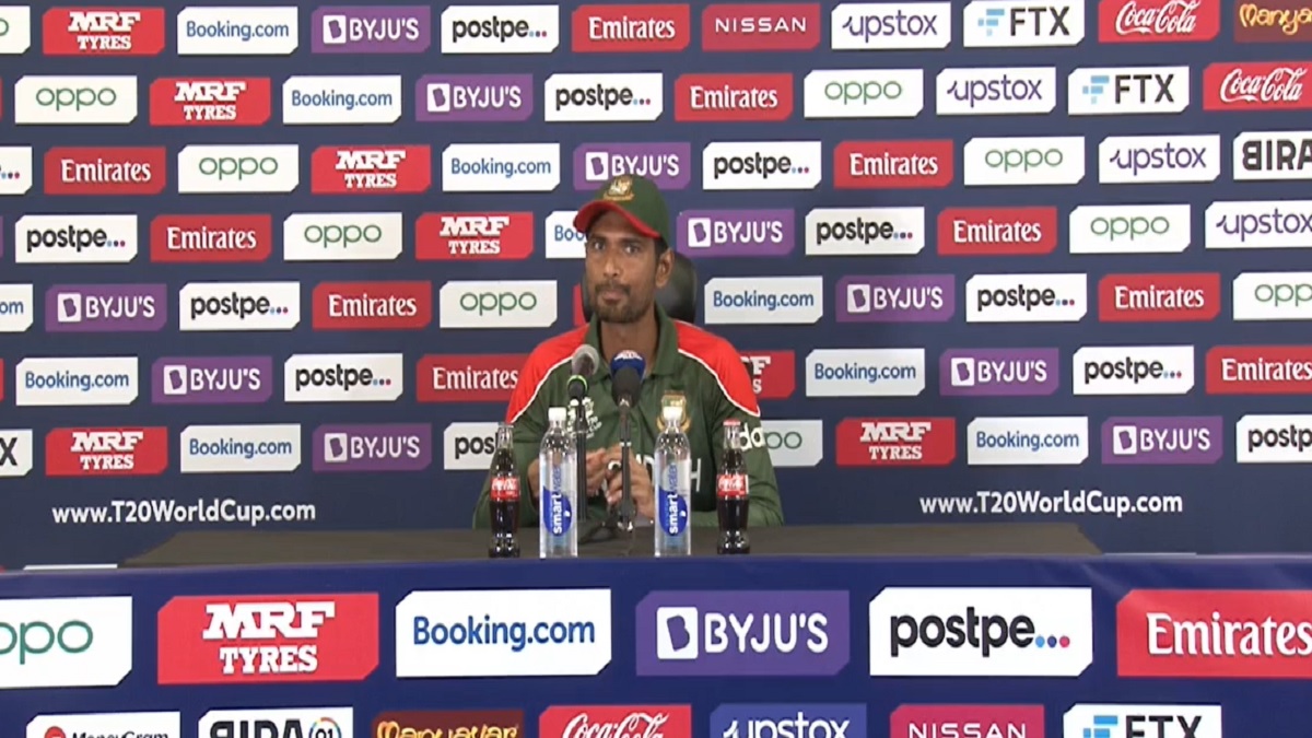 আবেগী হয়ে সমালোচনার জবাব দিয়েছি: মাহমুদউল্লাহ