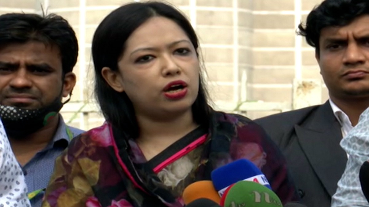 রাষ্ট্রপতি বিদেশে চিকিৎসা নিতে পারলে খালেদা জিয়া পারবে না কেন: রুমিন