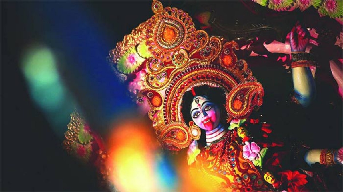 সারাদেশে উদযাপিত হচ্ছে কালীপূজা