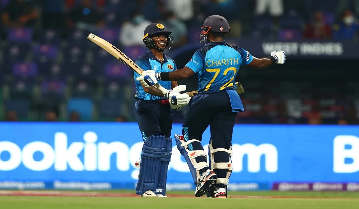 উইন্ডিজের সামনে লঙ্কার রানের পাহাড়