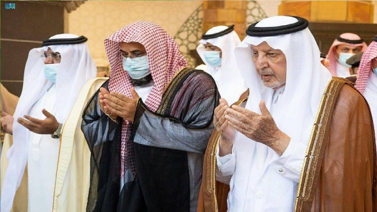 বৃষ্টি কামনায় সৌদির ২৬ হাজার মসজিদে বিশেষ নামাজ