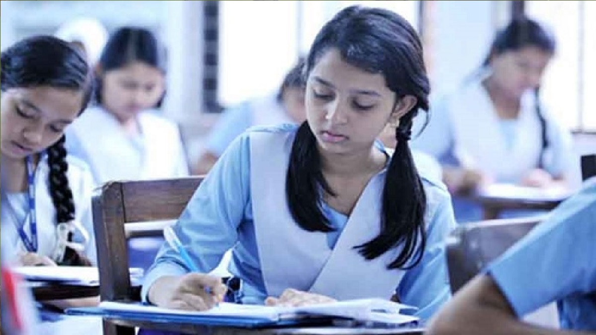 এসএসসি পরীক্ষা কেন্দ্রের ২০০ গজের মধ্যে জনসাধারণের প্রবেশ নিষেধ