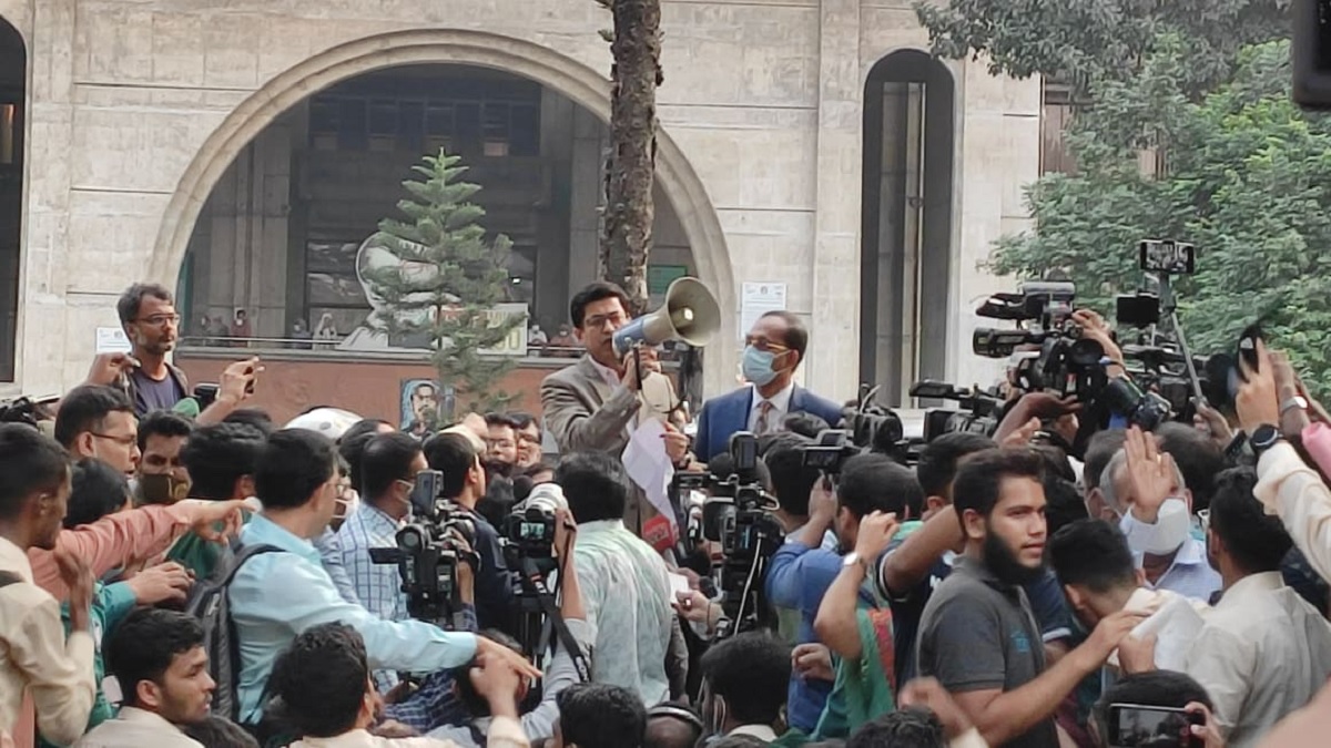 নিহত শিক্ষার্থী নাঈমের নামে এ বছরই ফুটওভার ব্রিজ করা হবে: তাপস