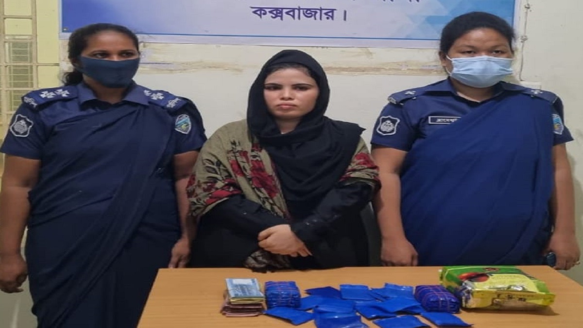 বন্দুকযুদ্ধে নিহত হয়েছেন স্বামী, এবার মাদকসহ আটক স্ত্রী