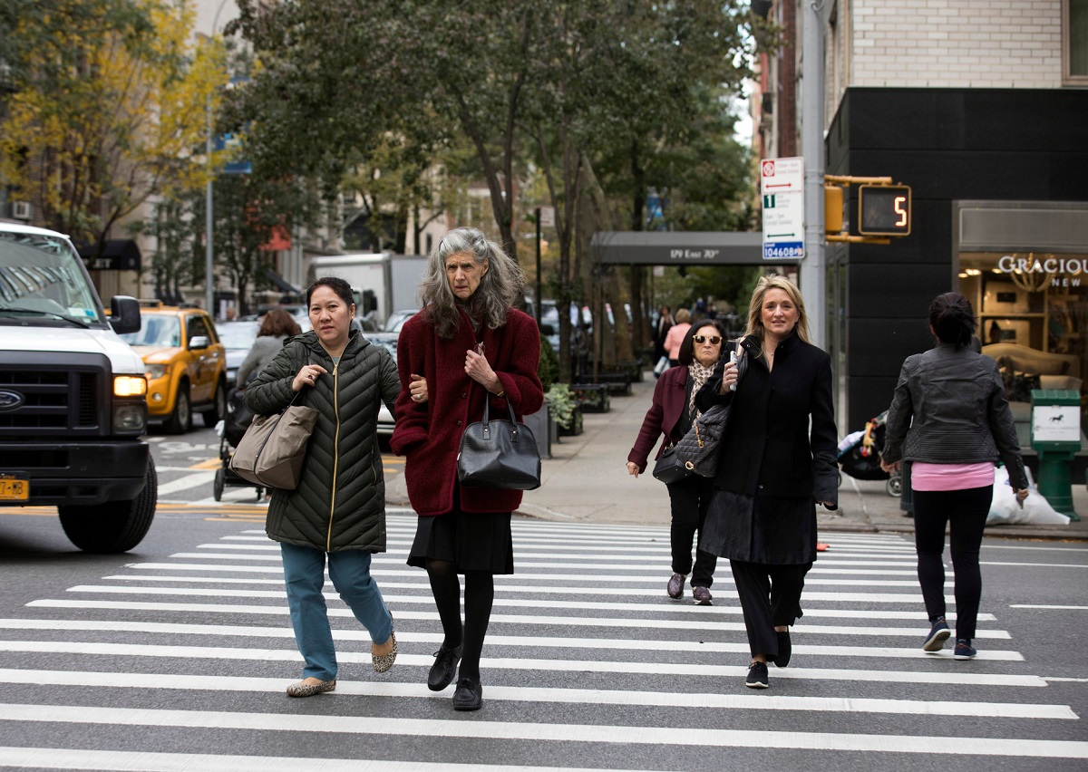 হাঁটার ধরন দেখে মানুষ চিনুন সহজে