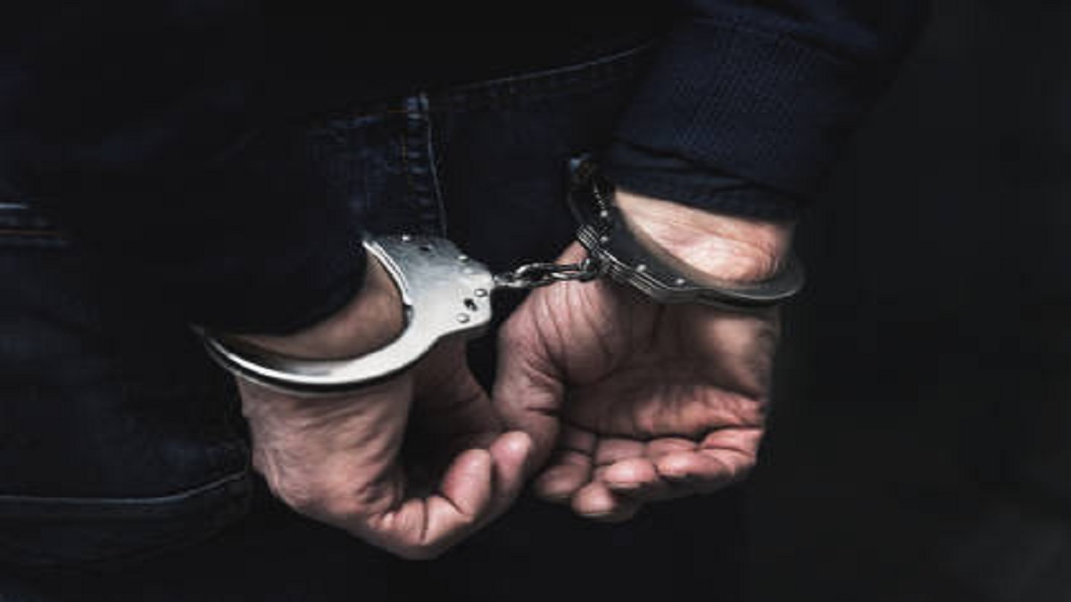 রাজধানীতে ইয়াবা-ফেনসিডিলসহ ৫২ জন গ্রেফতার