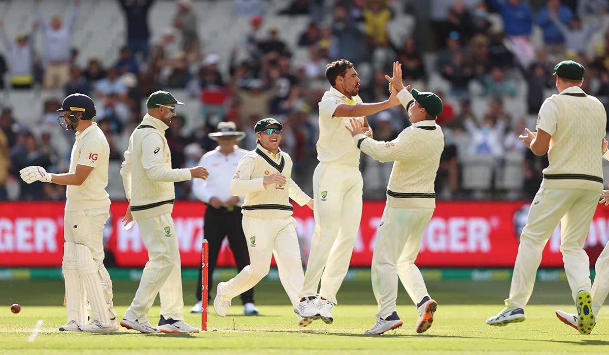 অ্যান্ডারসনের বাড়া ভাতে ছাই দিলেন স্টার্ক-বোল্যান্ড