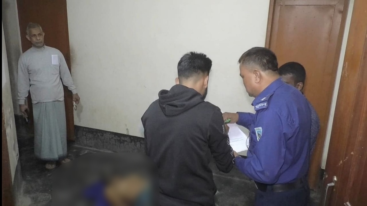 বরেন্দ্র সেচ প্রকল্পের সহকারী ম্যাকানিকের ঝুলন্ত লাশ উদ্ধার