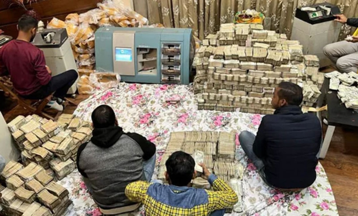 ‘৪০০ কেজি পৈতৃক সোনা বিক্রি করে ২৯৩ কোটি টাকা পেয়েছি’