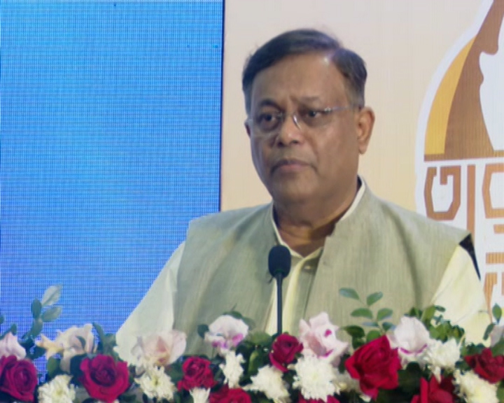 বিতর্কিত নেতাদের বিরুদ্ধে আওয়ামী লীগ ব্যবস্থা নেয়, বিএনপি নেয় না: তথ্যমন্ত্রী