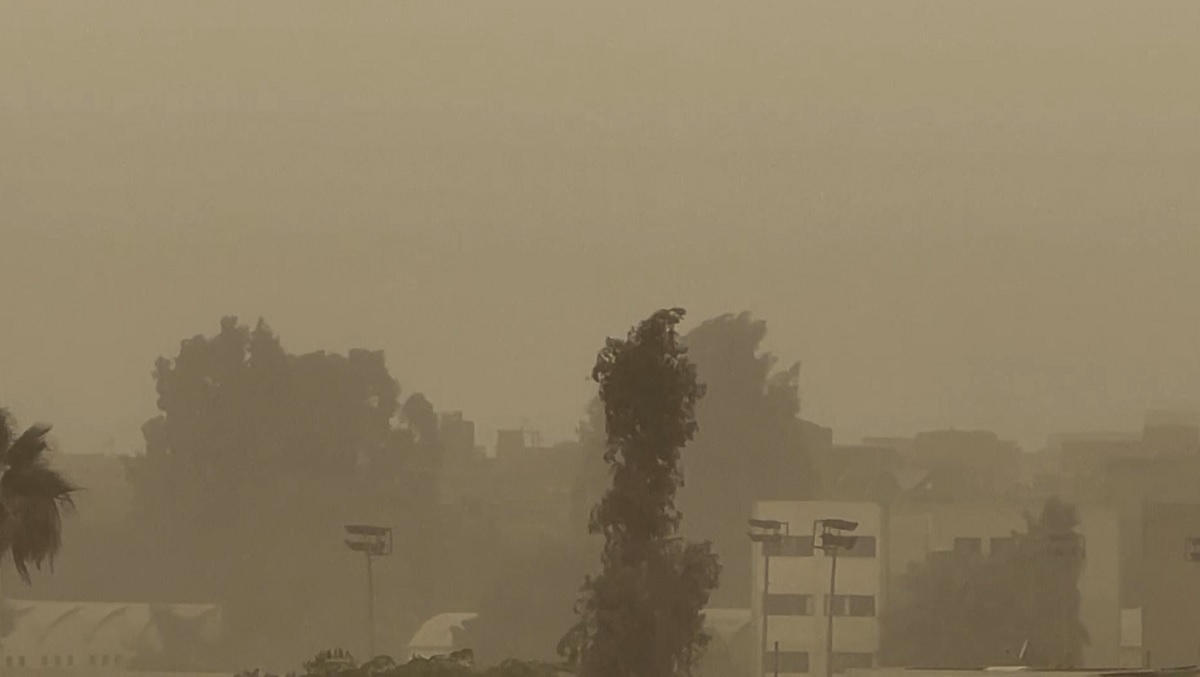 ভয়াবহ ধূলিঝড়ের কবলে মিসর