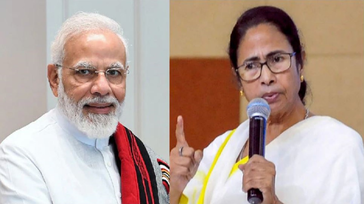 গঙ্গায় লাশ ভাসায়, গোসলও করেন; মোদির উদ্দেশে মমতা