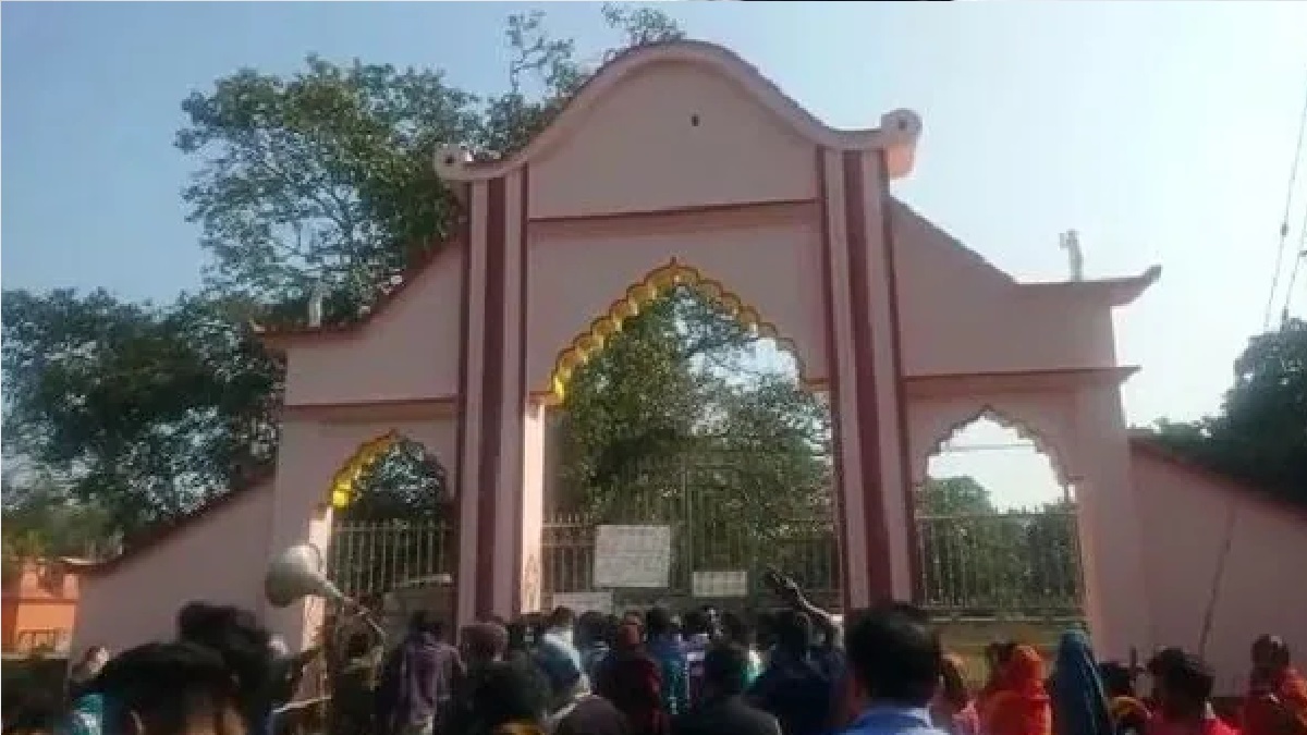 মন্দির থেকে কোটি টাকার গয়না চুরি