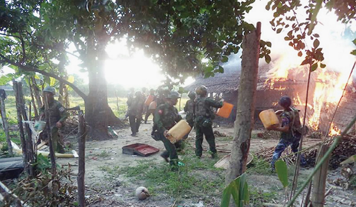 মিয়ানমারে মিলেছে শিশুসহ ১১ জনকে গুলি ও আগুনে পুড়িয়ে হত্যার প্রমাণ