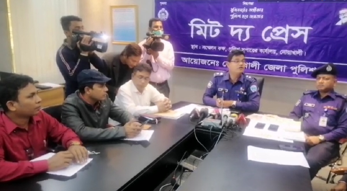 নোয়াখালীতে আন্তঃডাকাত দলের ৭ সদস্যসহ ১০ জন গ্রেফতার