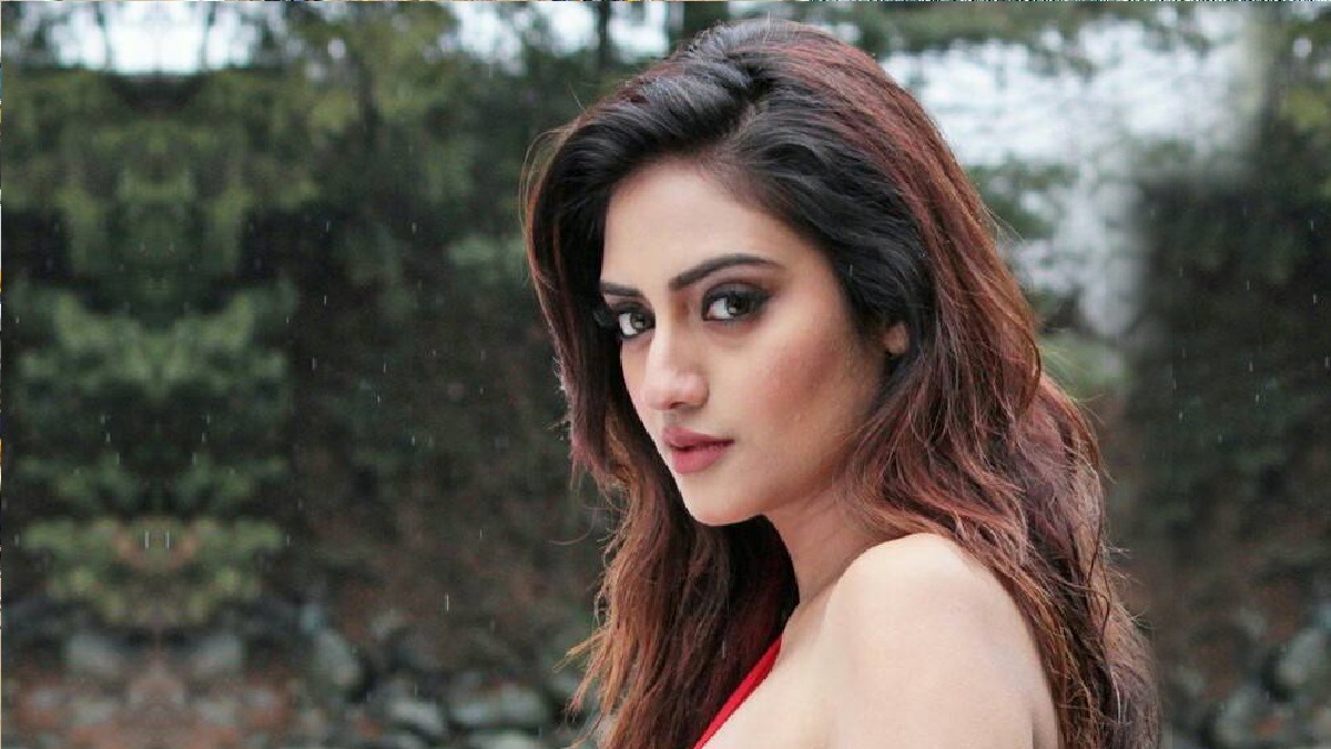 জ্বরের থেকেও বেশি ভাইরাল আমি, শুধু বাথরুমে প্রাইভেসি পাই: নুসরাত