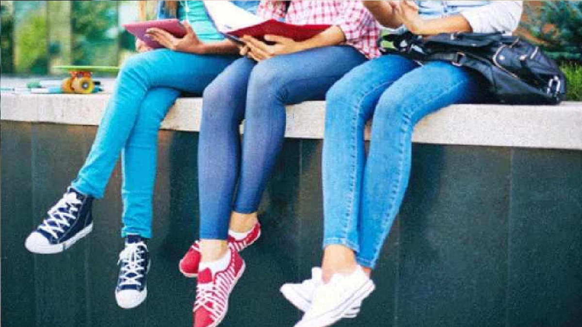 আঁটসাঁট জিন্স পরা নিষিদ্ধ করলো পাকিস্তানের বিশ্ববিদ্যালয়