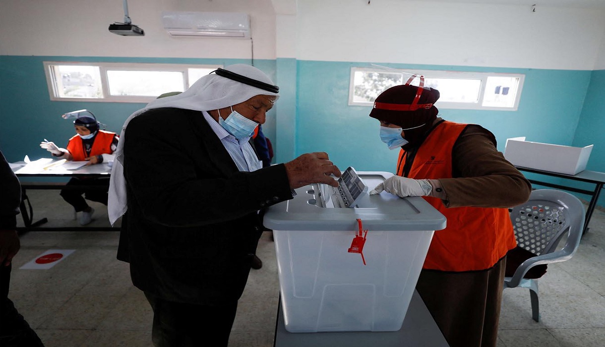 ফিলিস্তিনে স্থানীয় নির্বাচন অনুষ্ঠিত, বয়কট করলো হামাস