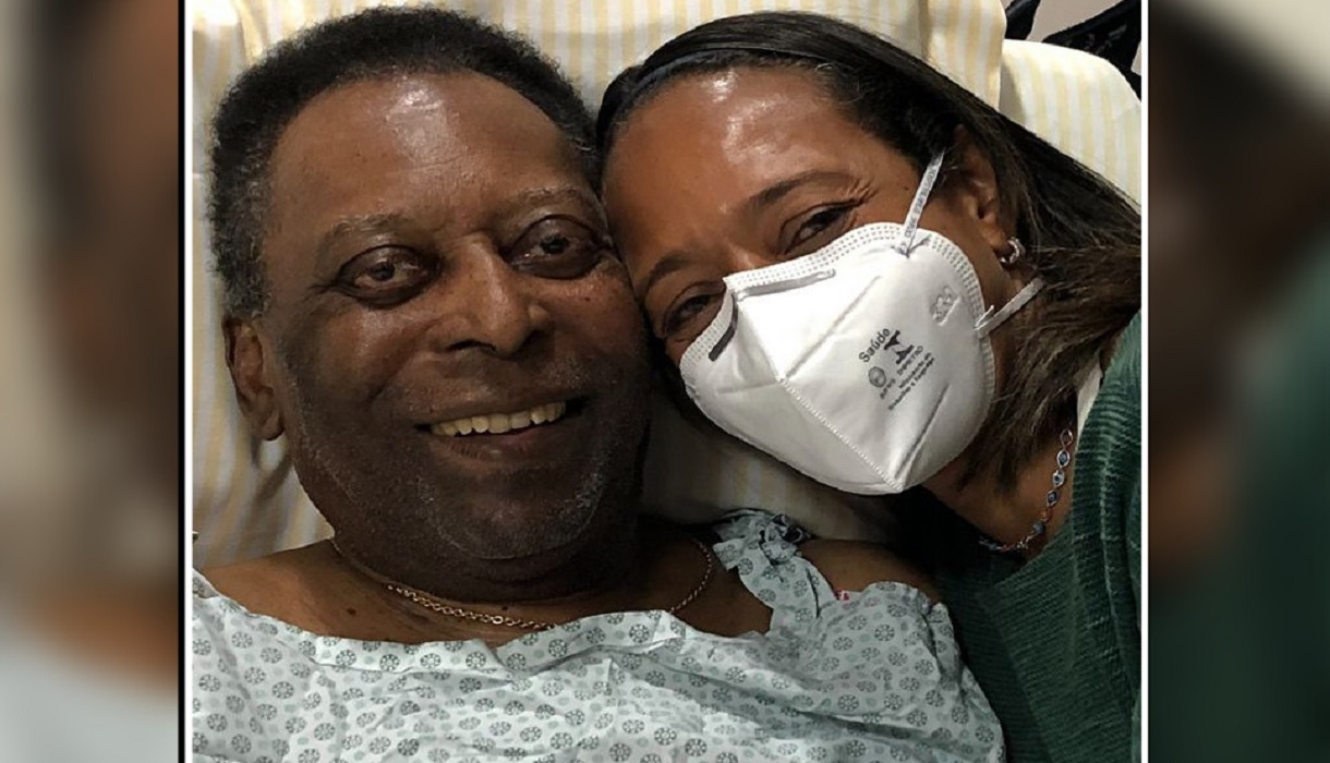 হাসপাতাল ছেড়ে বাড়ি ফিরছেন পেলে