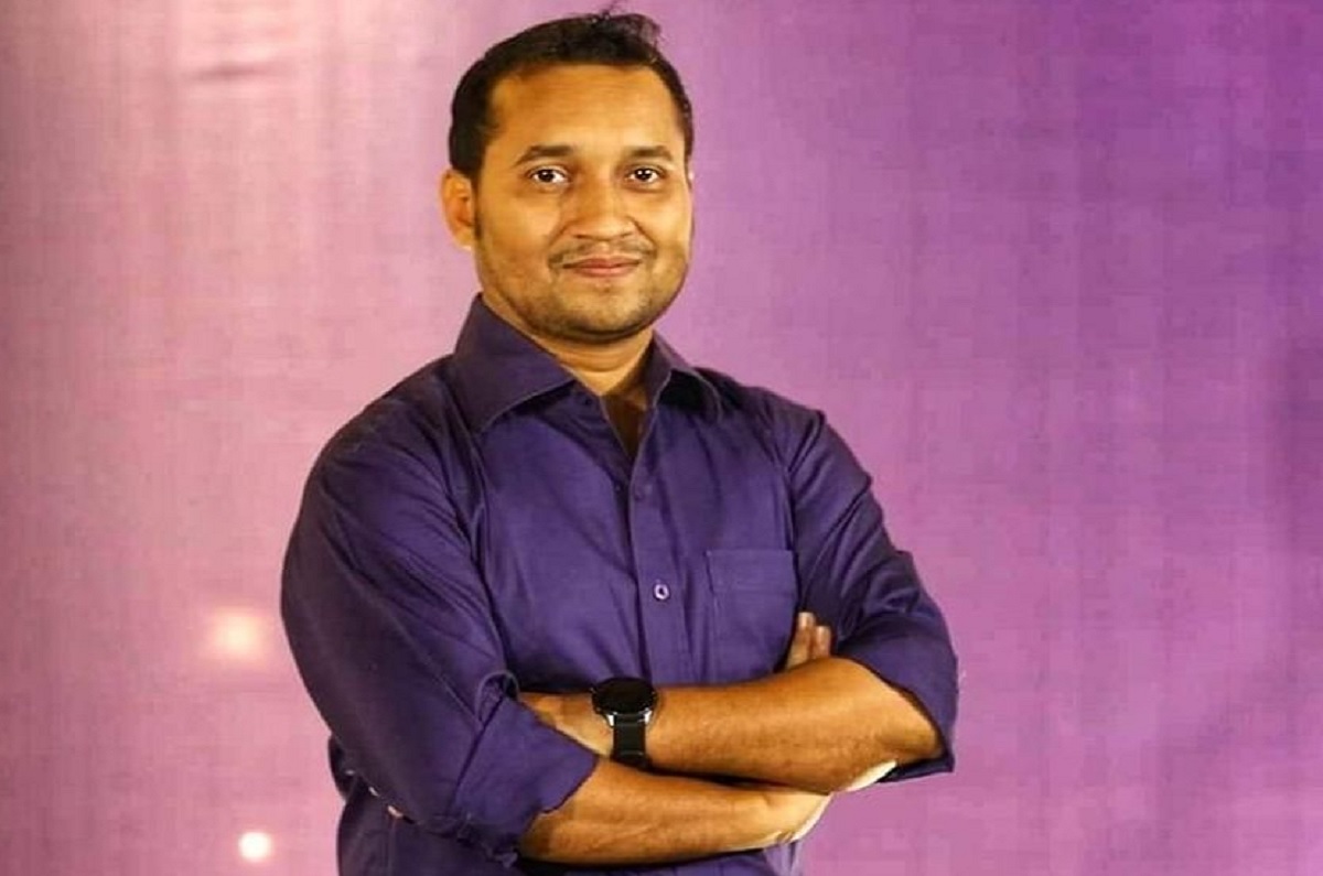 ক্র্যাবের পুরস্কার পেলেন যমুনা টিভির রিয়াজ রায়হান