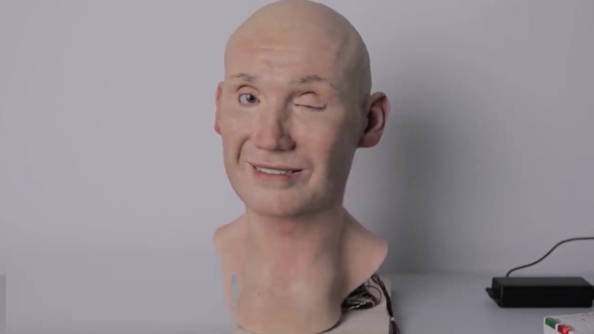 এখন থেকে মানুষের মতো মুখভঙ্গি প্রকাশ করবে রোবোট