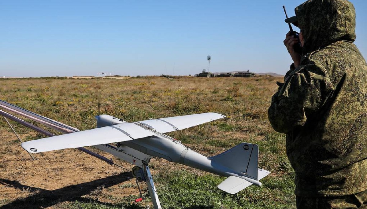 ক্রাইমিয়ায় সামরিক মহড়া রাশিয়ার; প্রতিরোধমূলক ব্যবস্থা গ্রহণের আহ্বান ইউক্রেনের