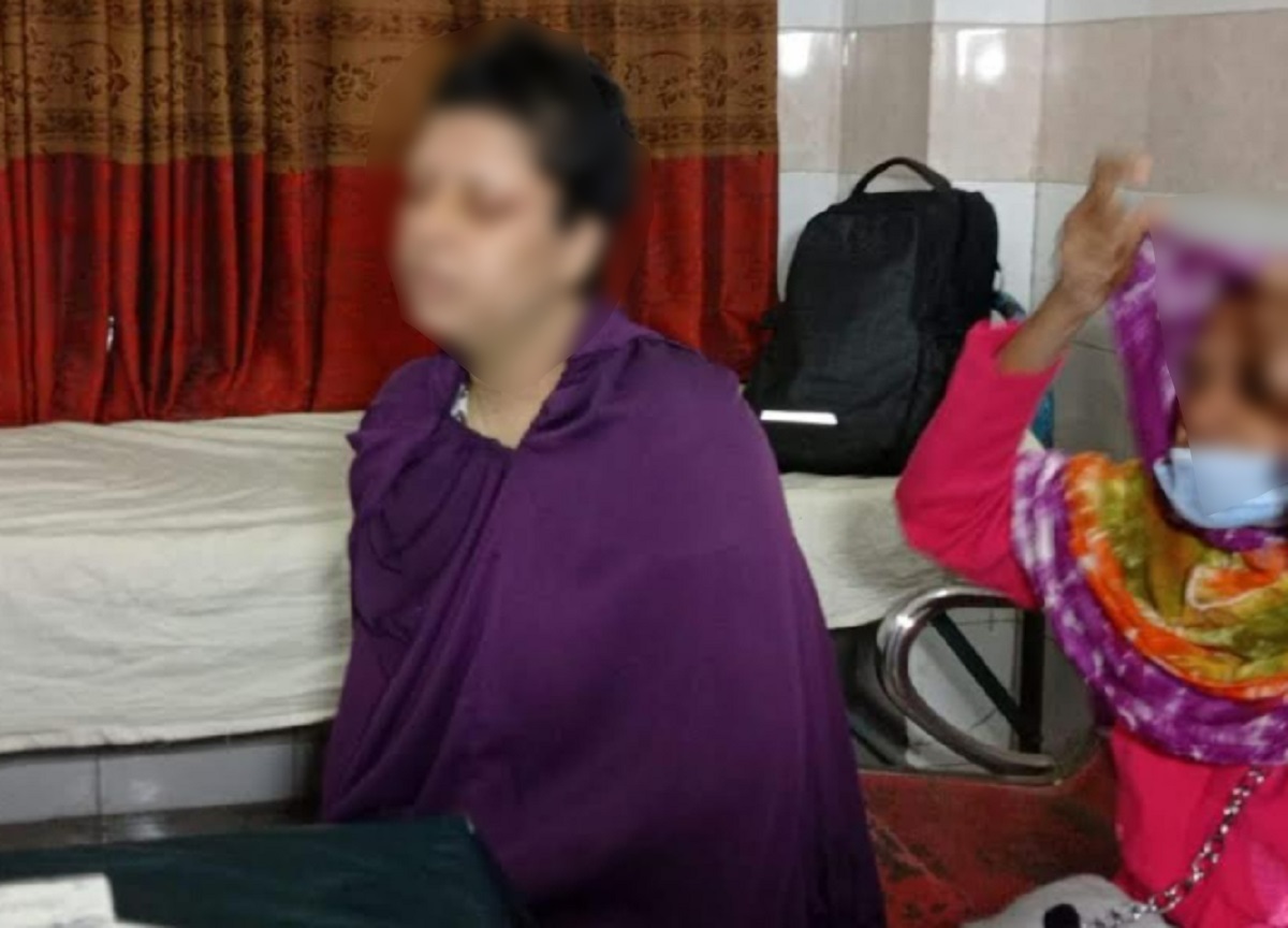 পরকীয়া সন্দেহে স্ত্রীকে নির্যাতন, চুল ও ভ্রু কেটে নিলো স্বামী