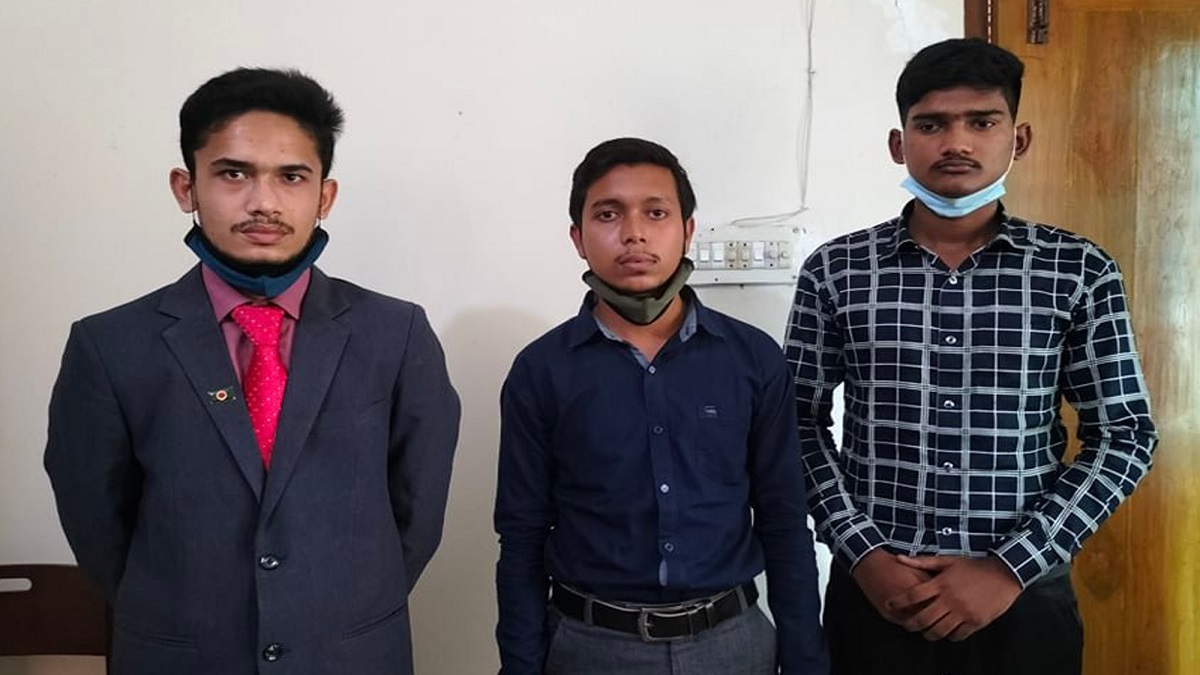 ভোক্তা অধিদফতরের ভুয়া পরিচয়ে জরিমানা আদায়ের সময় আটক ৩