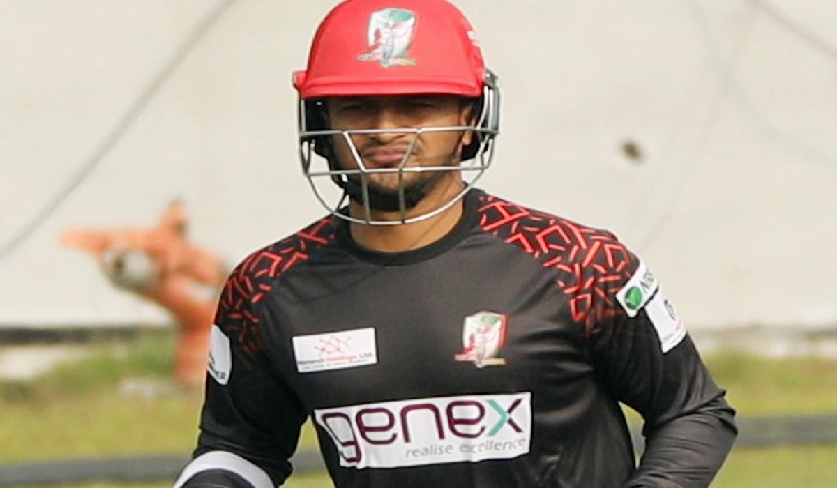 বিপিএলের ঢাকা পর্বে ব্যাটে-বলে মলিন সাকিব