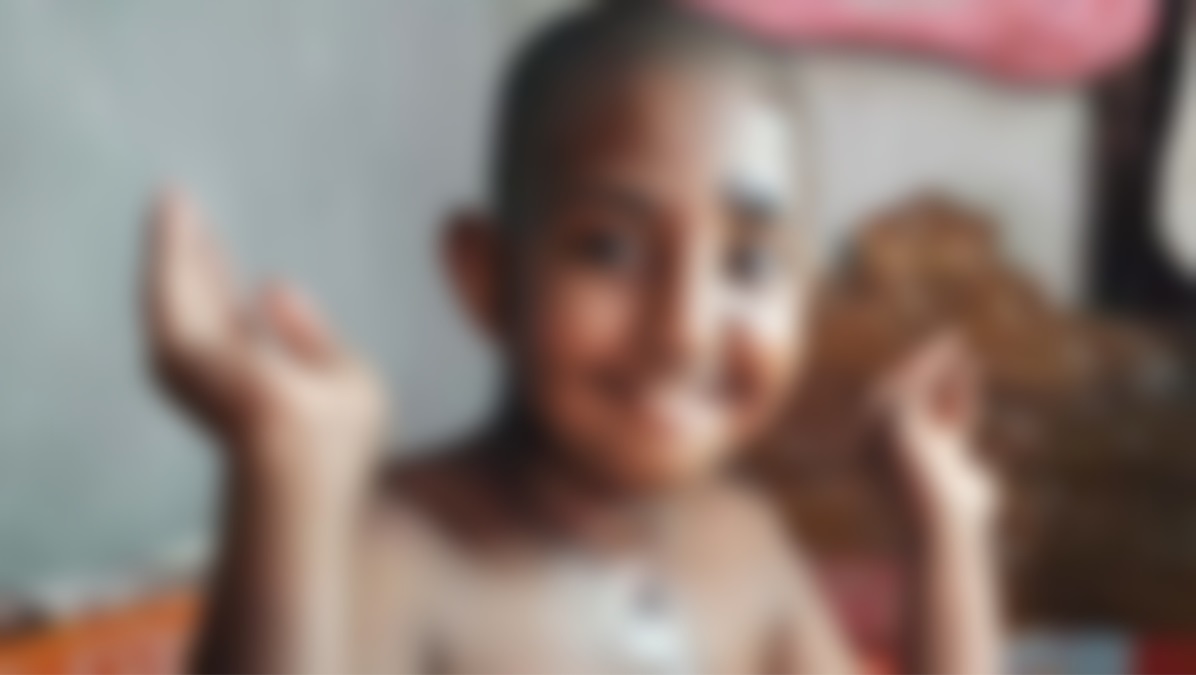 জিলাপি খেতে চাওয়ায় প্রতিবন্ধীকে গরম তেল ছুড়ে মারলেন দোকানের কর্মচারী