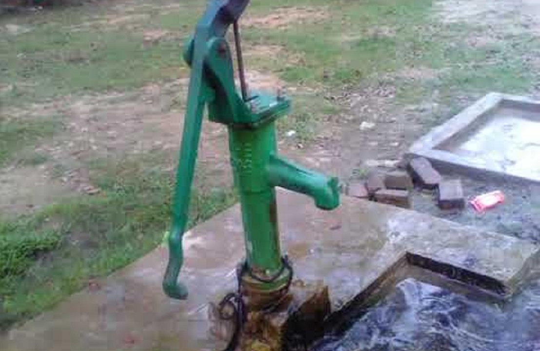 টাঙ্গাইলে টিউবওয়েলের পানি খেয়ে ১২ জন অসুস্থ