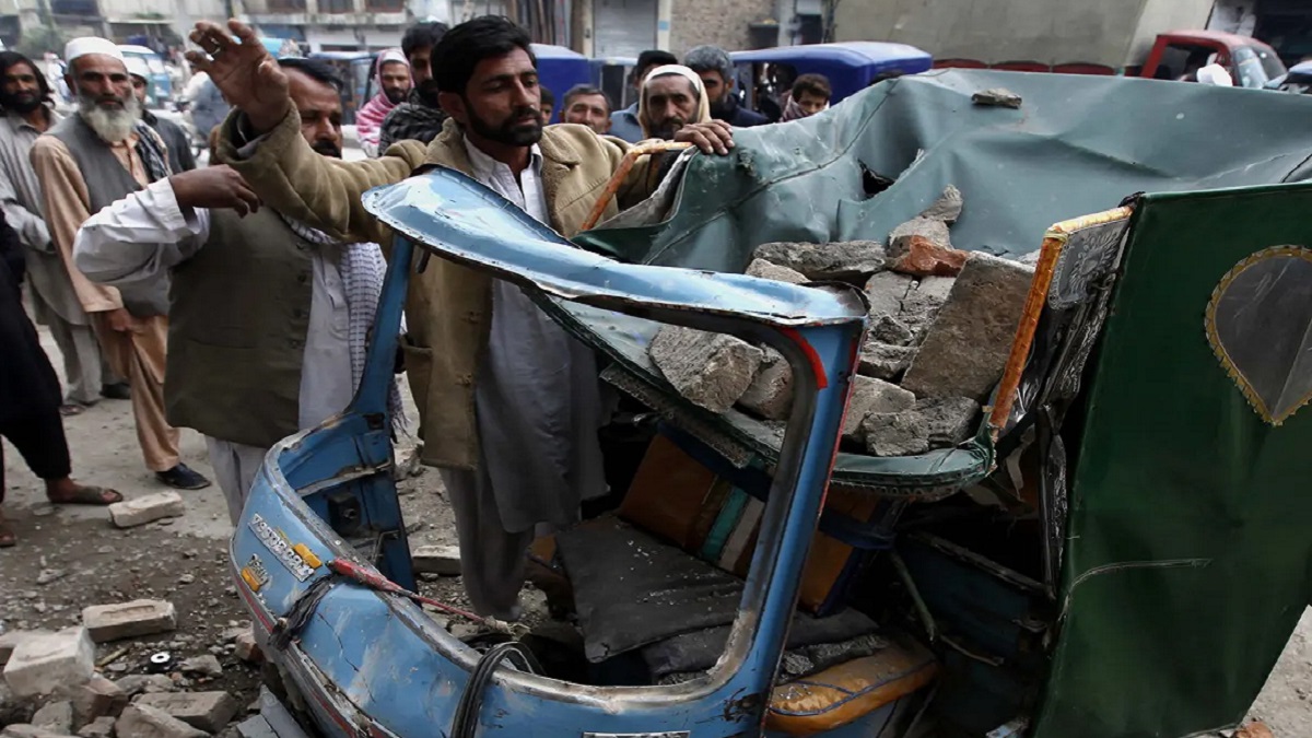 ভূমিকম্পে তছনছ আফগানিস্তান, নিহত অন্তত ২৬