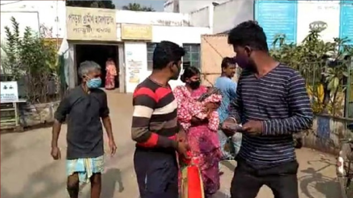 ছাগলে প্রতিবেশীর ধান খাওয়ায় শাস্তির শিকার ৬ মাসের শিশু