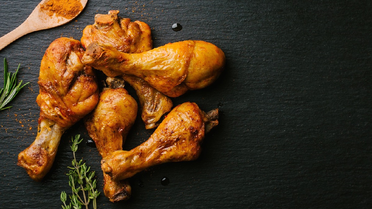 বাচ্চা রোজ মুরগির মাংস খাচ্ছে, এর ফল জানেন?