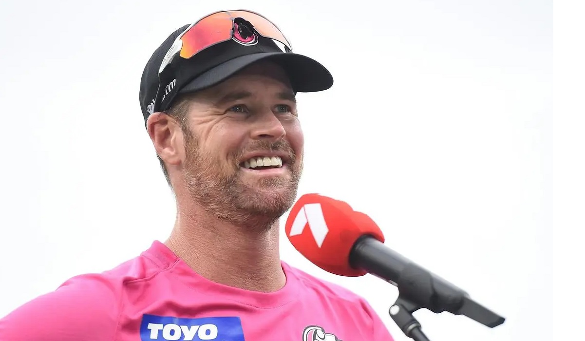 টুইটারে খোঁজা হচ্ছে বিগ ব্যাশ ফাইনালের ক্রিকেটার, থাকছে বিয়ারের অফার